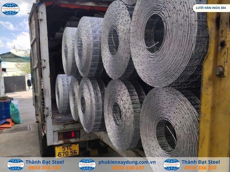 LƯỚI THÉP HÀN NHÚNG NÓNG KHỔ 1M X 30M X 1.4LY 35KG (Ô 18X18MM)